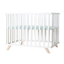 Roba Kids Laufgitter 75x100 cm mit Holzfüßen Lil Planet frosty green - weiß